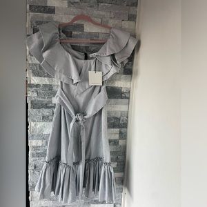 CHLOE KRISTYN NWT Black & White tiered ruffled off the shoulder Dress-Small